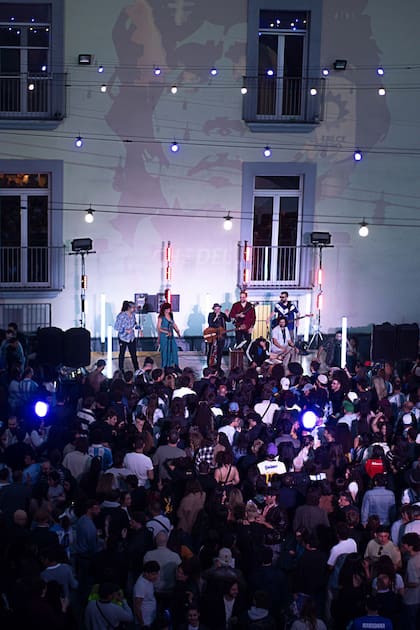 Música en Orilla