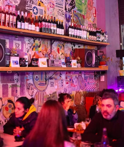 Música, tapas y cerveza