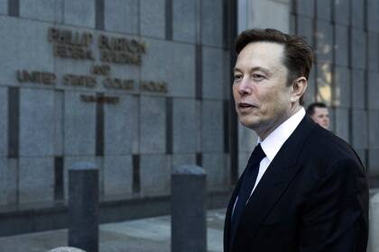 Musk puso en duda repetidamente la evidencia que demuestra que el sospechoso de una reciente balacera en un centro comercial en Texas tenía inclinaciones neonazis (AP Foto/ Benjamin Fanjoy, Archivo)