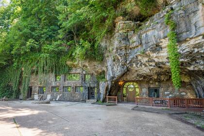 Muy cerca de Ozark, EEUU, esta caverna de lujo ofrece una experiencia única.