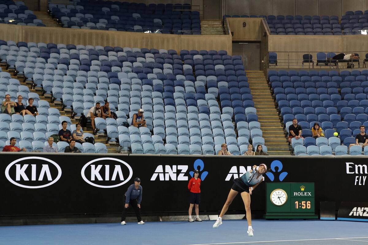 Muy pocas personas se quedaron a ver el partido