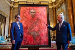 Muy rojo, muy vampírica, muy sexy: breve historia de retratos reales controversiales