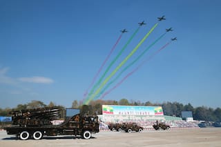 Myanmar utiliza "barcos fantasma" para importar combustible aéreo usado en ataques, dice Amnistía