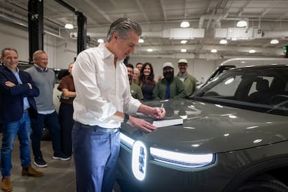 MyFirstEV combina fondos de California y aportes de las automotrices para reducir el costo inicial de los vehículos de cero emisiones