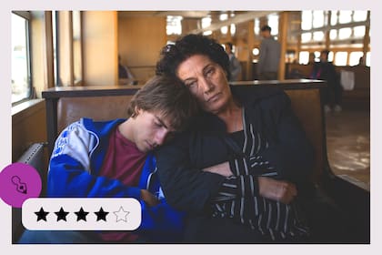 Mzia Arabuli y Lucas Kankava en una escena de Caminos cruzados, estreno del jueves 25 de julio