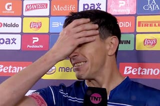 Nacho Fernández: un gol y una asistencia en el triunfo de Gimnasia, y las lágrimas por Maradona