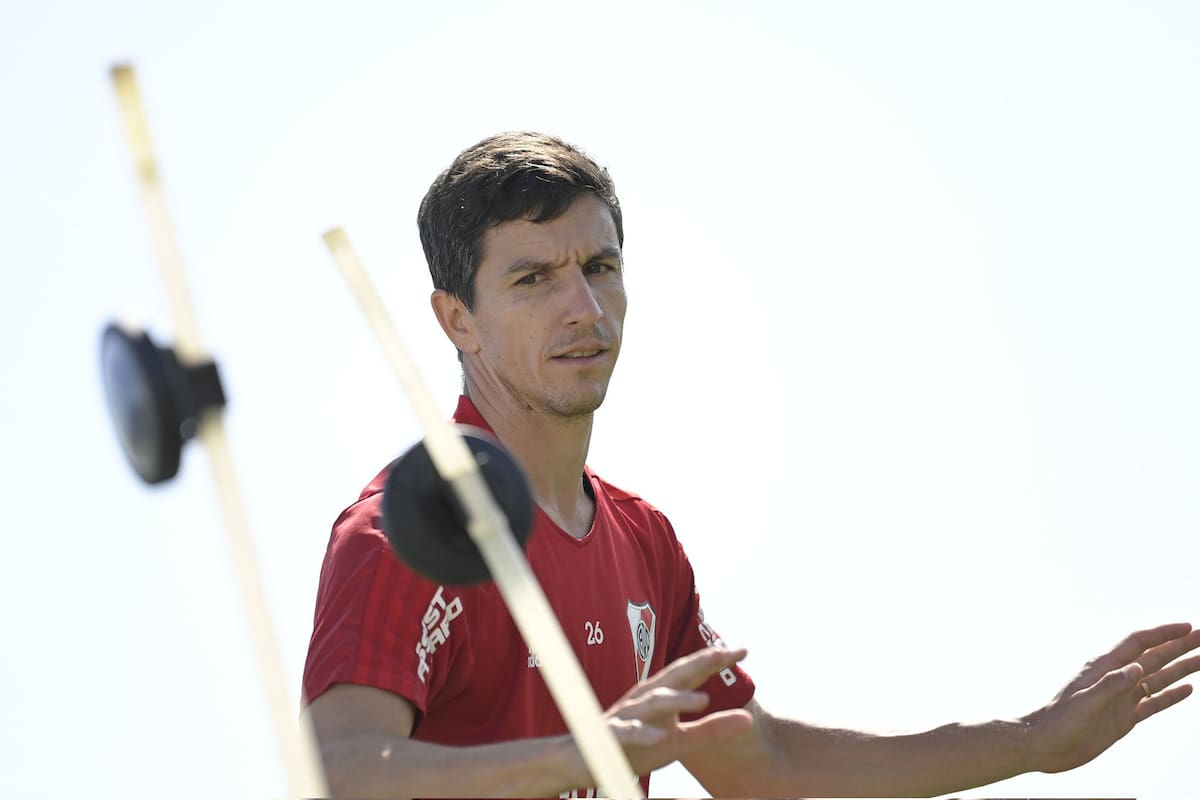 Nacho Fernández, feliz de volver a entrenar con la ropa de River