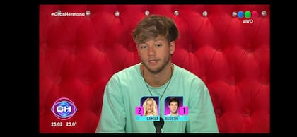 Nacho nominó a Camila y a Agustín