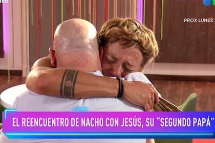 Nacho se emocionó hasta las lágrimas con la visita de sus familiares (Captura de TV)