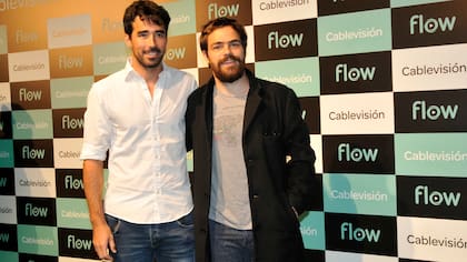 Nacho Viale junto a Peter Lanzani