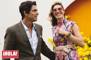 Nacho y Delfina –que llevó un vestido estampado de Zimmermann–, felices después de disputar el partido.