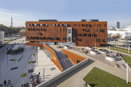 Nacieron en la Argentina pero decidieron desplegar su talento en otras geografías; desde Sudáfrica y Singapur hasta Viena y Tailandia, los proyectos más emblemáticos en los que trabajaron