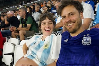 Nació el hijo de Cande Vetrano y Andrés Gil: así lo anunció en vivo la hermana del actor