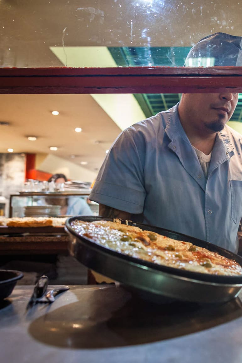 Nació en La Boca, como una panadería, fundada por un inmigrante genovés llamado Giovanni Banchero