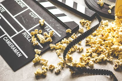 Nada como reclinarse y disfrutar del buen cine.