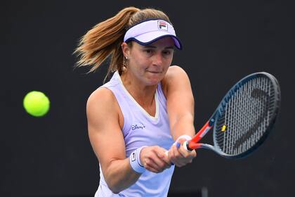 La argentina Nadia Podoroska derrotó a la británica Francesca Jones en su debut en el Yarra Valley Classic, en Melbourne.