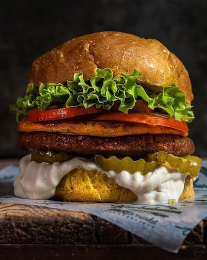 Nadie extrañará la carne con opciones veggie como las de Hierbabuena Vegan.