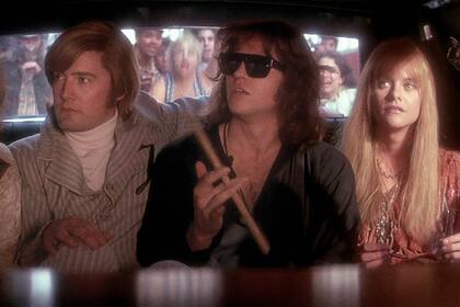 Nadie sale vivo de ahí: Frank Whaley (como Robby Krieger), Kyle MacLachlan (Manzarek), Val Kilmer (Morrison) y Meg Ryan (Pamela Courson).