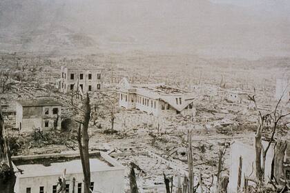Hiroshima y Nagasaki fueron reconstruidas un año después de que cayeron las bombas.