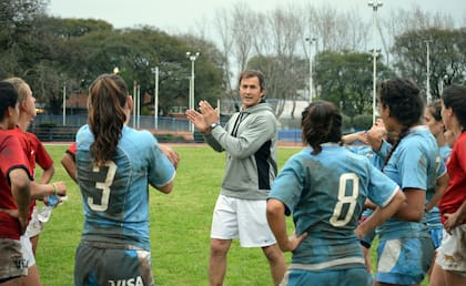 Nahuel García, entrenador de las Yaguaretés
