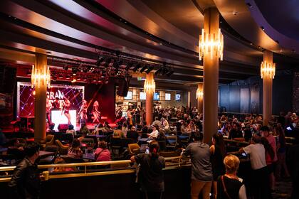 Nahuel Pennisi, Los Sultanes, un tributo a Sergio Denis y mucho más: la propuesta 360 del Hipódromo de Palermo este finde XL.