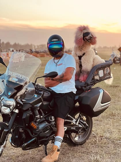 Nahuel y Nuria, compañeros inseparables de ruta
