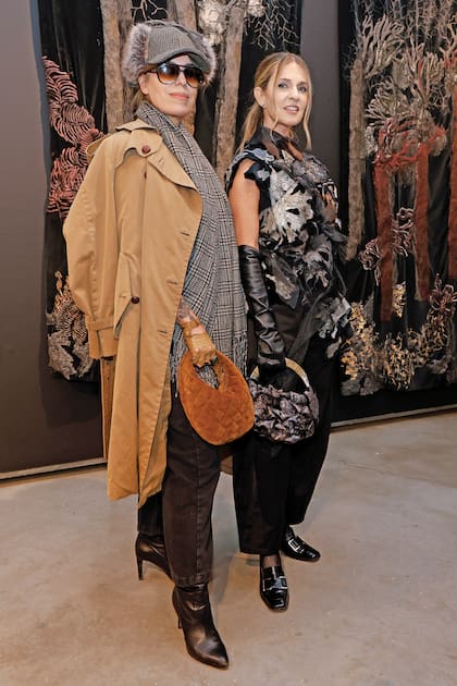 Naná Gallardo felicitó a la artista Guillermina Lynch por sus obras