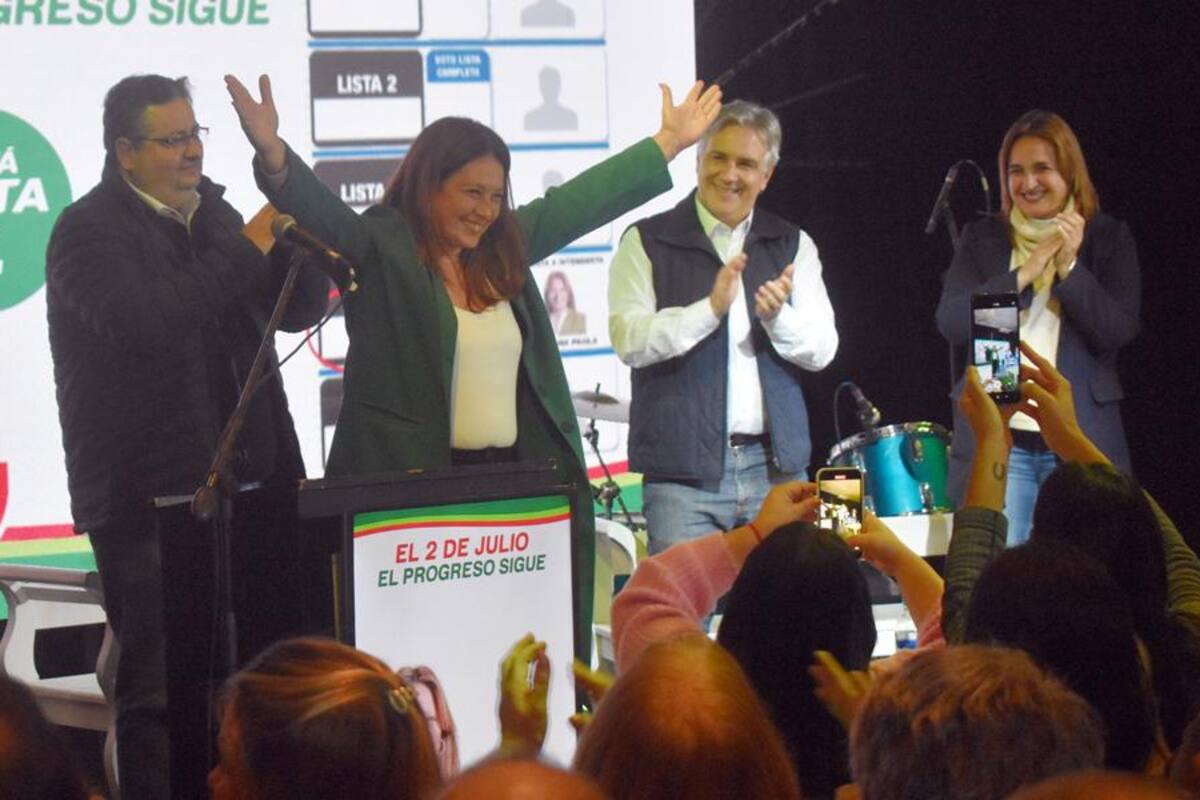 Nanini cerró campaña con el gobernador electo Martín Llaryora.