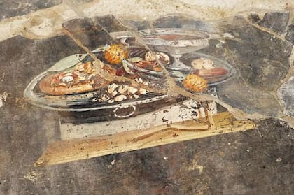 Nápoles, el hogar de la pizza, está cercano a las excavaciones y el descubrimiento de este fresco causó sensación