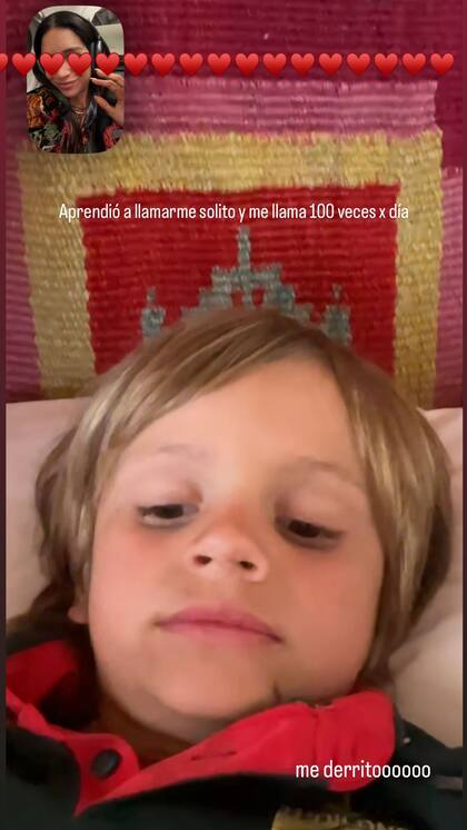 Nara se mantuvo todo el tiempo en contacto con sus hijos Malaika y Viggo a través de videollamadas (Foto: Instagram @zaira.nara)