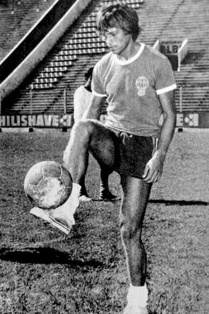 Narciso Doval en Huracán, donde también dejó un muy grato recuerdo, en 1971