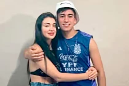 Narela Barreto y su hermano, Santiago