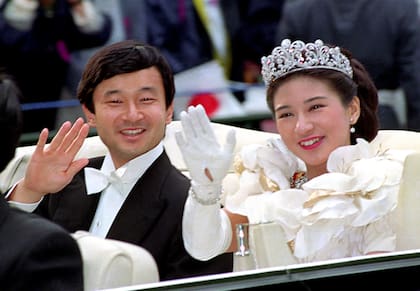 Naruhito y su esposa, la futura emperatriz Masako