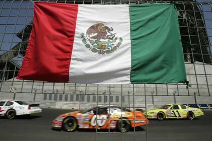NASCAR llega a la Ciudad de México para primera carrera internacional de la Cup Series