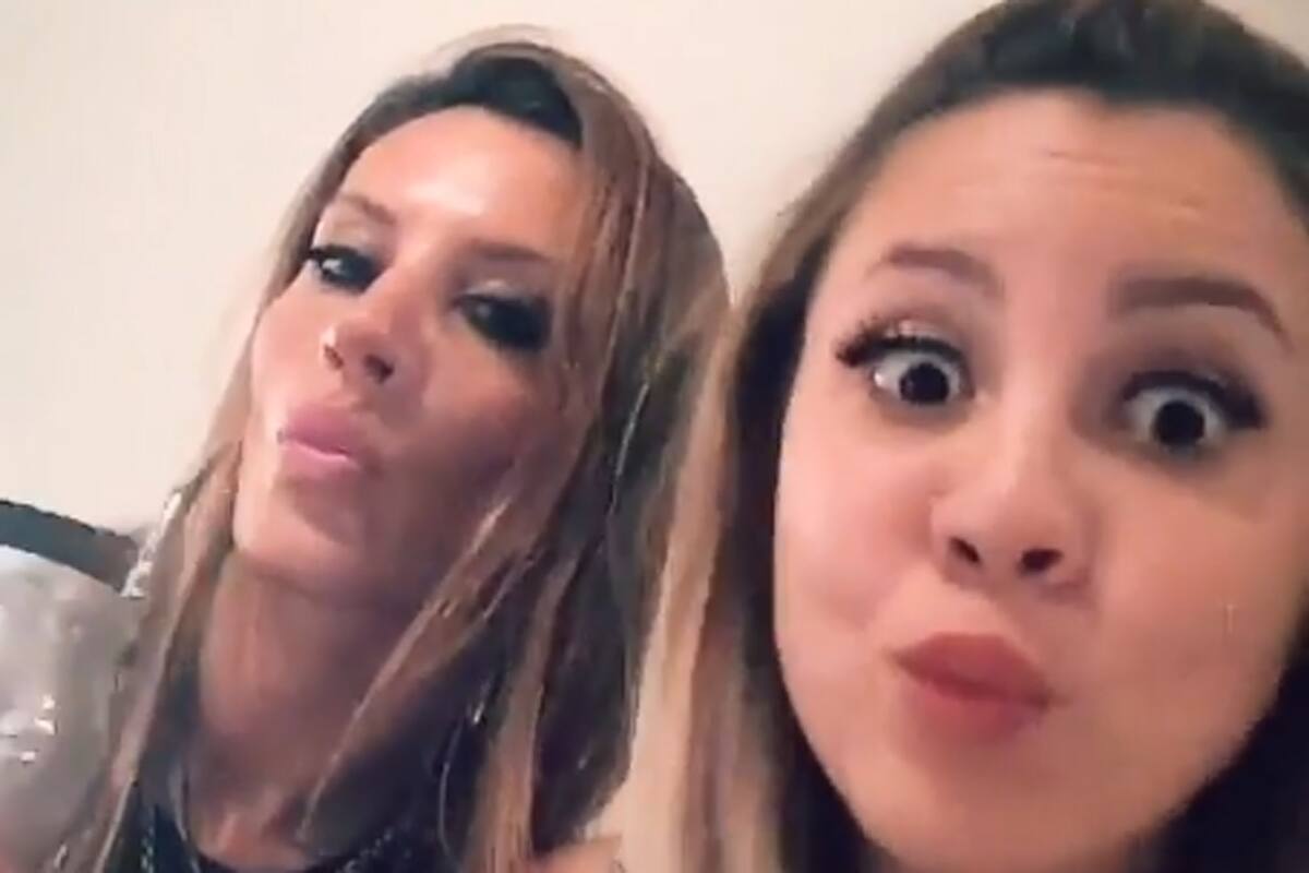 Natacha Jaitt y su hija Antonella Olivera