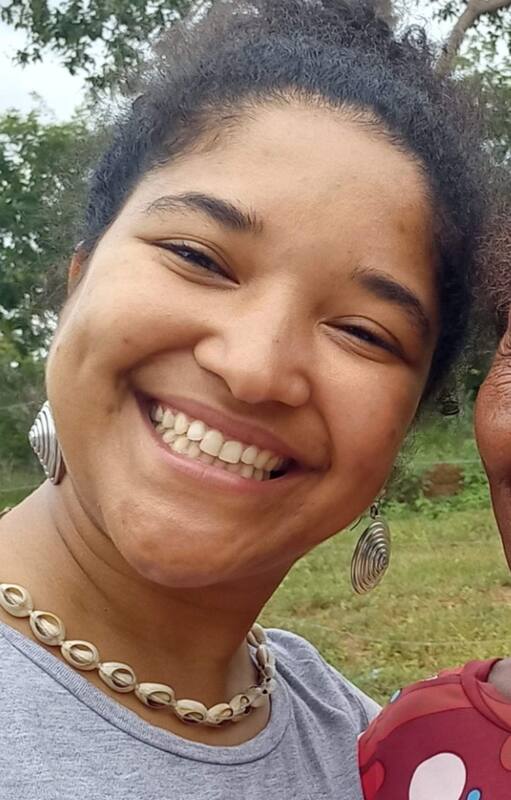 Natacha, junto a una prima de su abuelo.
