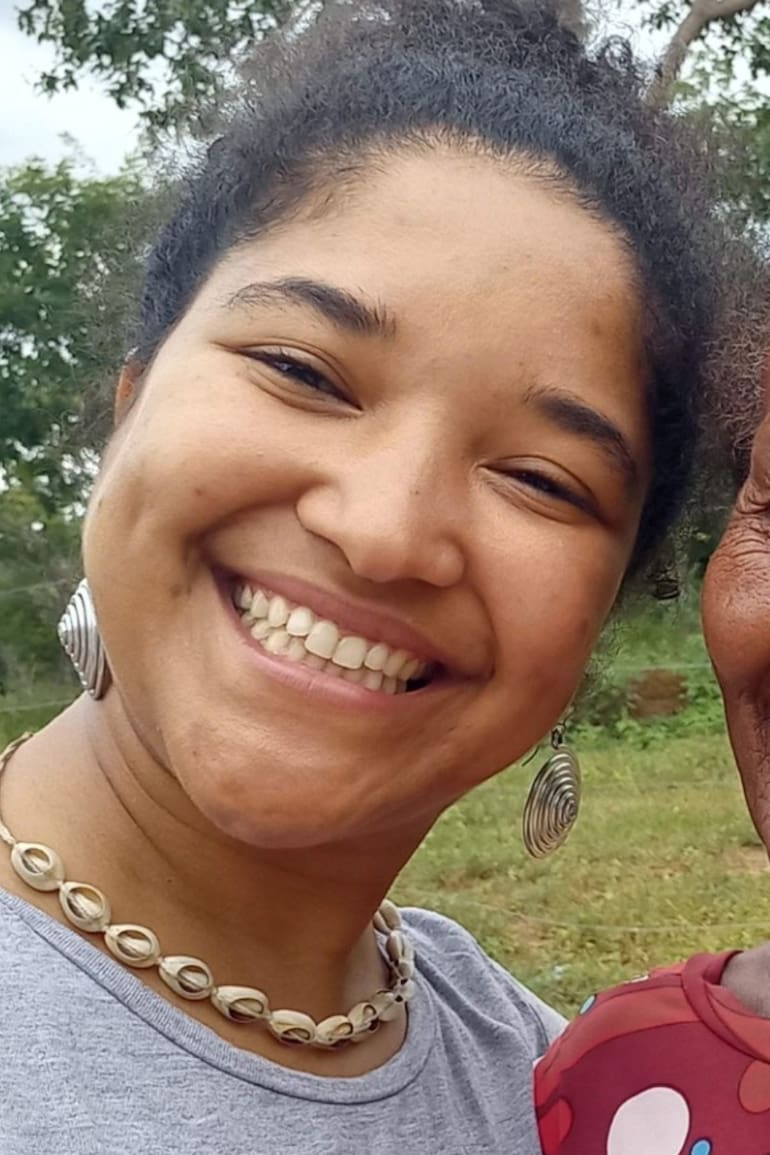 Natacha, junto a una prima de su abuelo.
