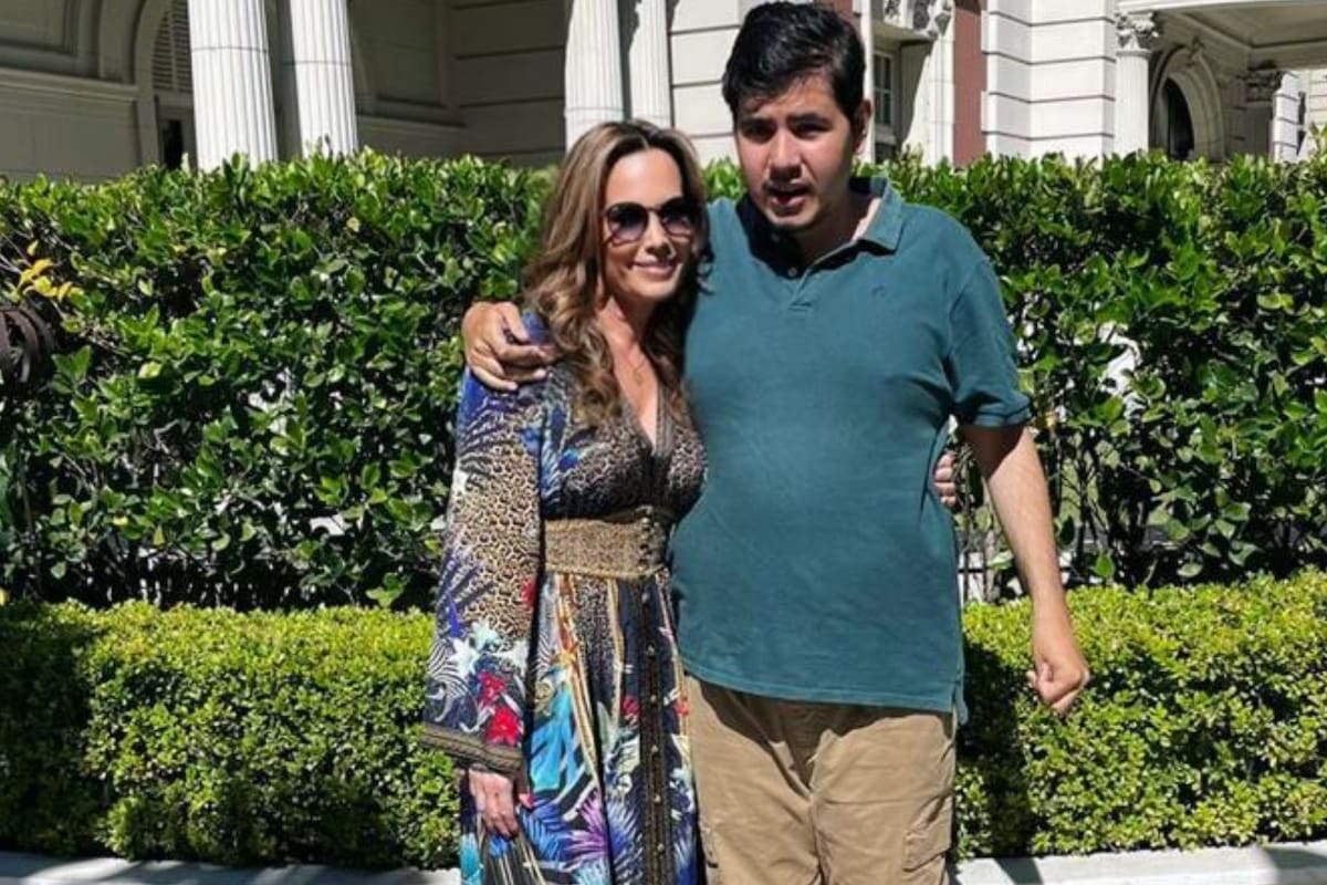 Natalia Denegri junto a Iván, el protagonista del documental nominado