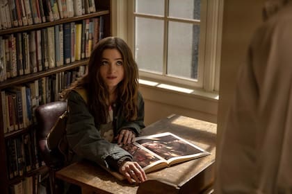 Natalia Dyer en La apariencia de las cosas