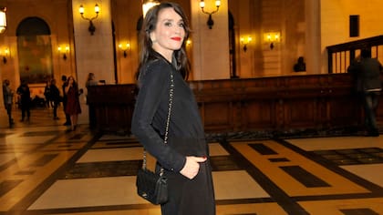 Natalia Oreiro se escondió de los micrófonos, pero aceptó posar para las fotos