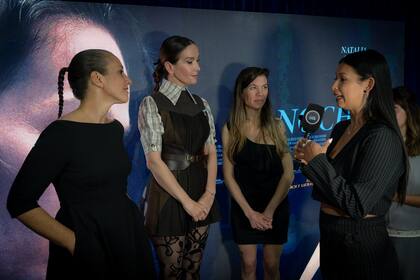 Natalia Oreiro y las directoras Berch y Chiabrando en una entrevista durante la avant premiere de su film