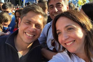 Natalia Sánchez Jáuregui y el gobernador bonaerense, Axel Kicillof