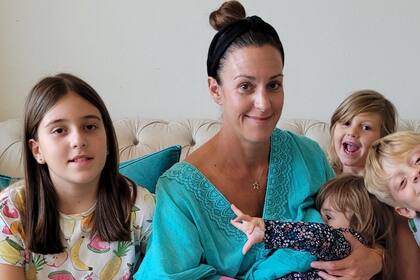 Natalie Brown y su familia.