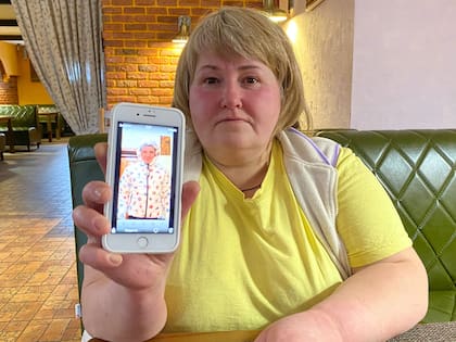 Natasha, la madre de Olexander Ponomarenko, desaparecido que finalmente sabe ahora que está detenido en una prisión rusa
