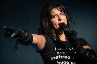 Nathy Peluso: un show excéntrico y poderoso y la confesión de lo que le pasó en su visita anterior