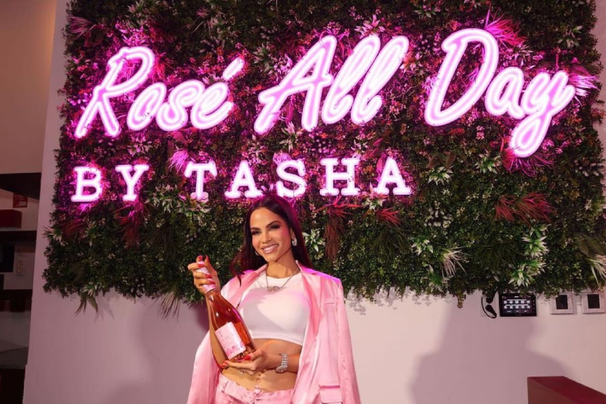 Natti Natasha abrió su restaurante en Miami e incursionó con su nueva bebida