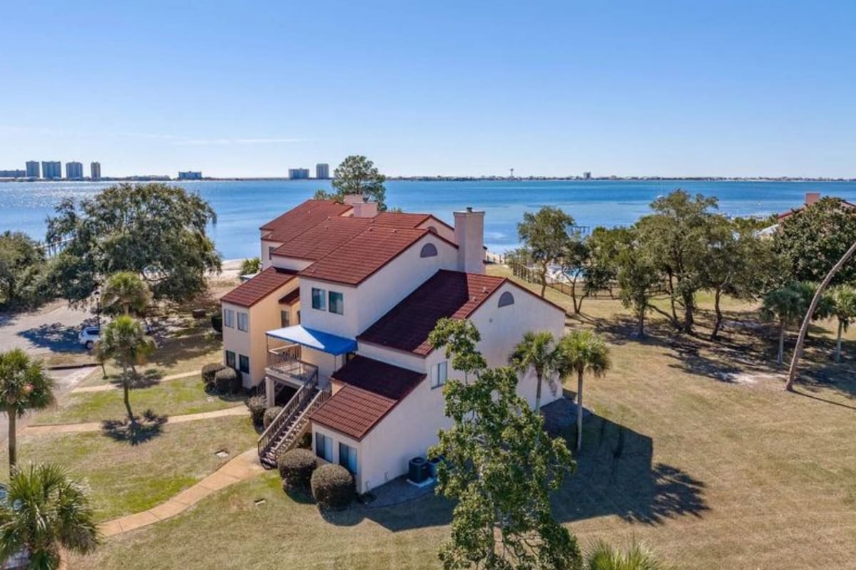 Navarre Beach, en Florida, Estados Unidos, adquiere cada vez mayor popularidad entre potenciales propietarios