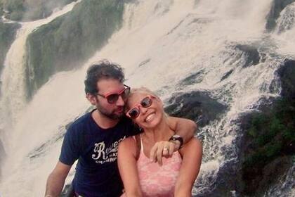 Naza y Gonzalo cuando todo era paz y amor...
