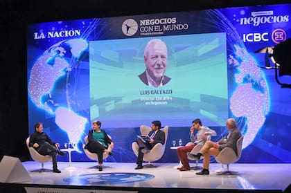 Gastón Gorali, Pamela Scheurer, Ignacio Federico (LA NACION), Emilio Gutter y Luis Galeazzi