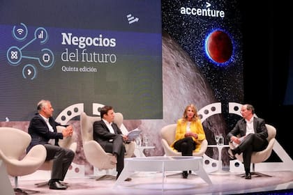 Luis Galli (Newsan); José Del Rio (LA NACION); Mariela Mociulsky (Trendsity) y Gabriel López (Ford Argentina)